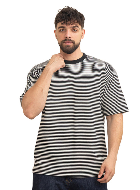 Black Design 3053 NF-Round T-Shirt