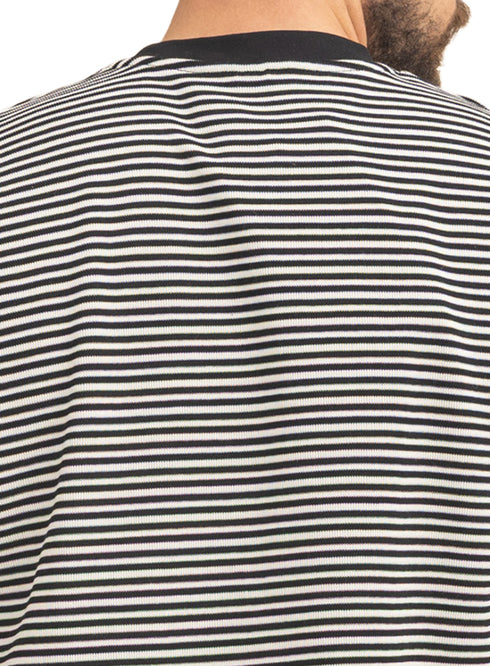 Black Design 3053 NF-Round T-Shirt