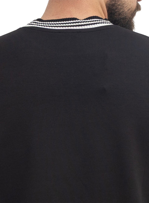 Black Design 4040 NF-Round T-Shirt
