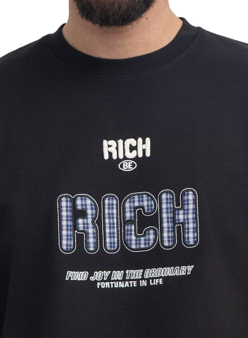 Black Design 4061 NF-Round T-Shirt