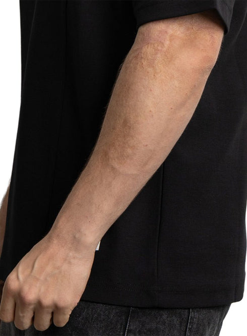 Black Design 1014 NF - Round T-Shirt - Khotwh