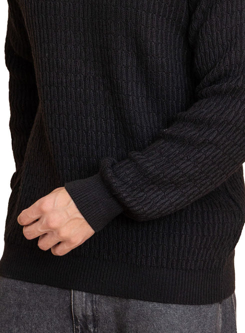 Black Design 371 Round Pullover - Khotwh