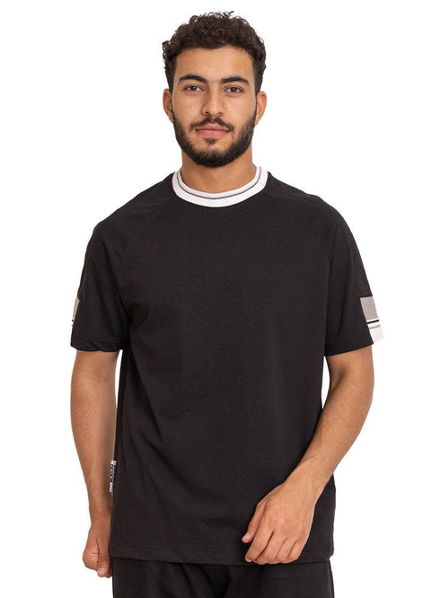 Black Design 3956 VIG - O - S Round T-shirt - Khotwh