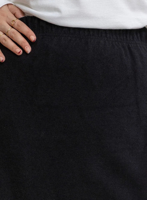 Black W - Skirt - Khotwh