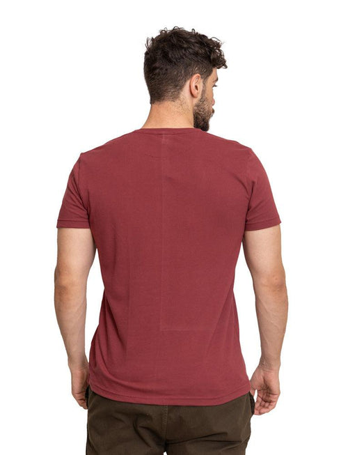 Brick Red B - Round T-shirt - Khotwh