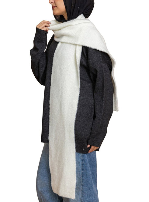 Off - White Fluffy Scarf - Khotwh