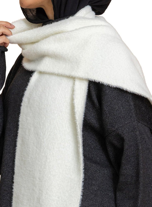 Off - White Fluffy Scarf - Khotwh