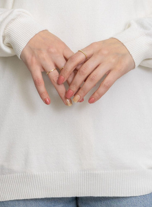 White Round Knit Pullover - Khotwh