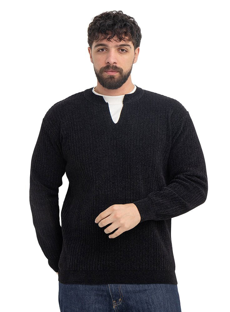 Black Double-Layerd Round Pullover