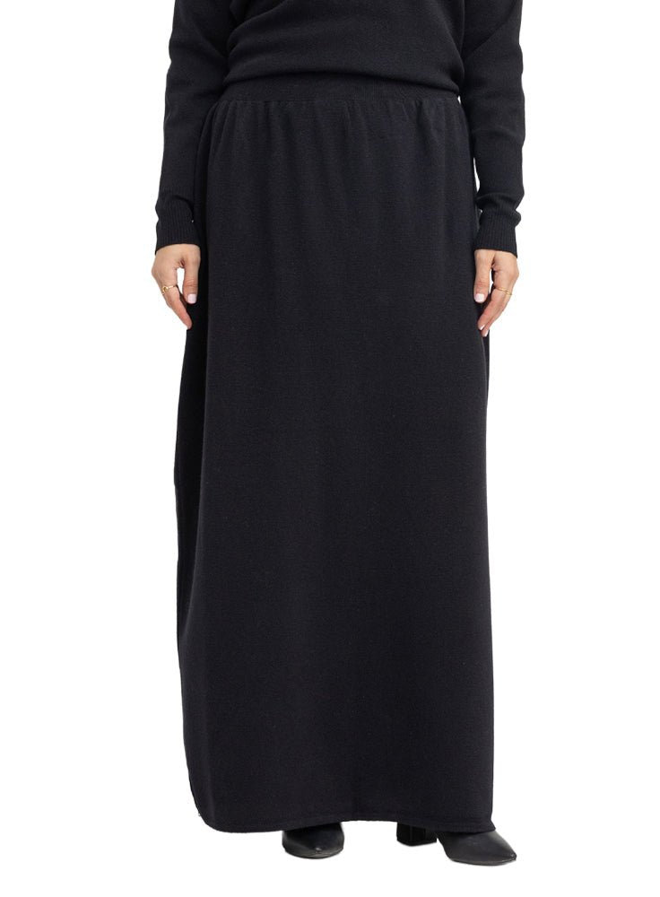 Black Knitted Skirt